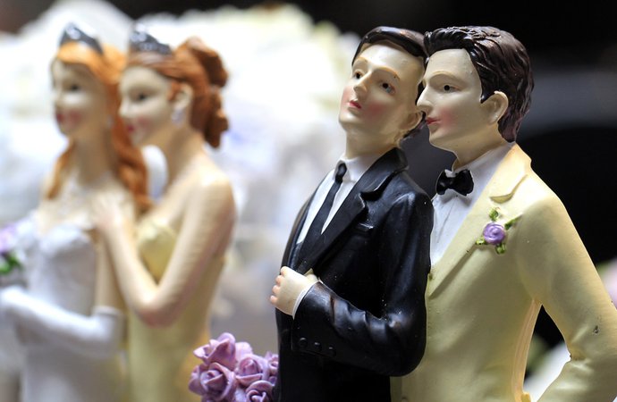 figurines-gateau-mariage-gay-pour-tous-1280.jpg