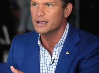 Pete_Hegseth_(51329766174)_(cropped).jpg