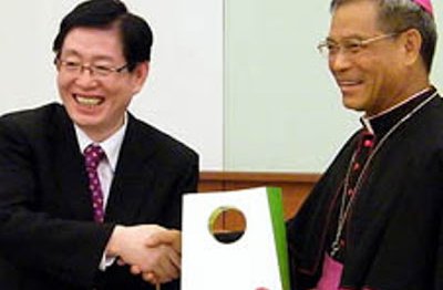 Taiwan-bishop-china-head.jpg