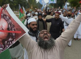 Le Tehreek-e-Labbaik, parti islamiste pakistanais a rassemblé ses partisans pour exiger la pendaison de la chrétienne Asia Bibi. AAMIR QURESHI/AFP