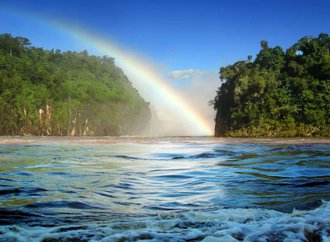 arc-en-ciel-en-face-du-fleuve-WallFizz.jpg