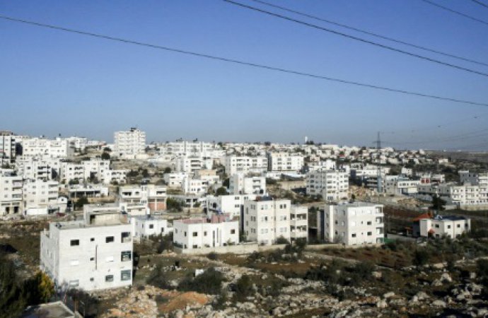 israel-une-loi-pour-les-colons-revulse-palestiniens-et-camp-de-la-paix.jpg