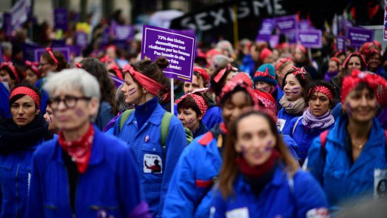 manif feministe.jpg